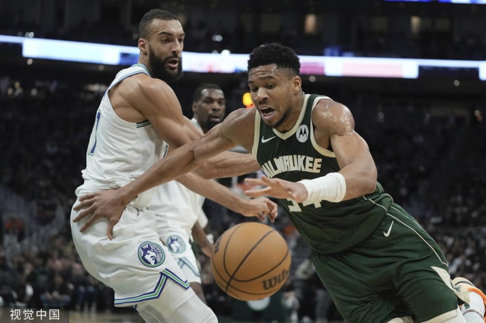 球员之间不 球员之间不