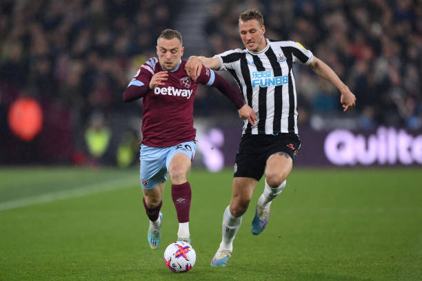 借在本菲卡 借在本菲卡