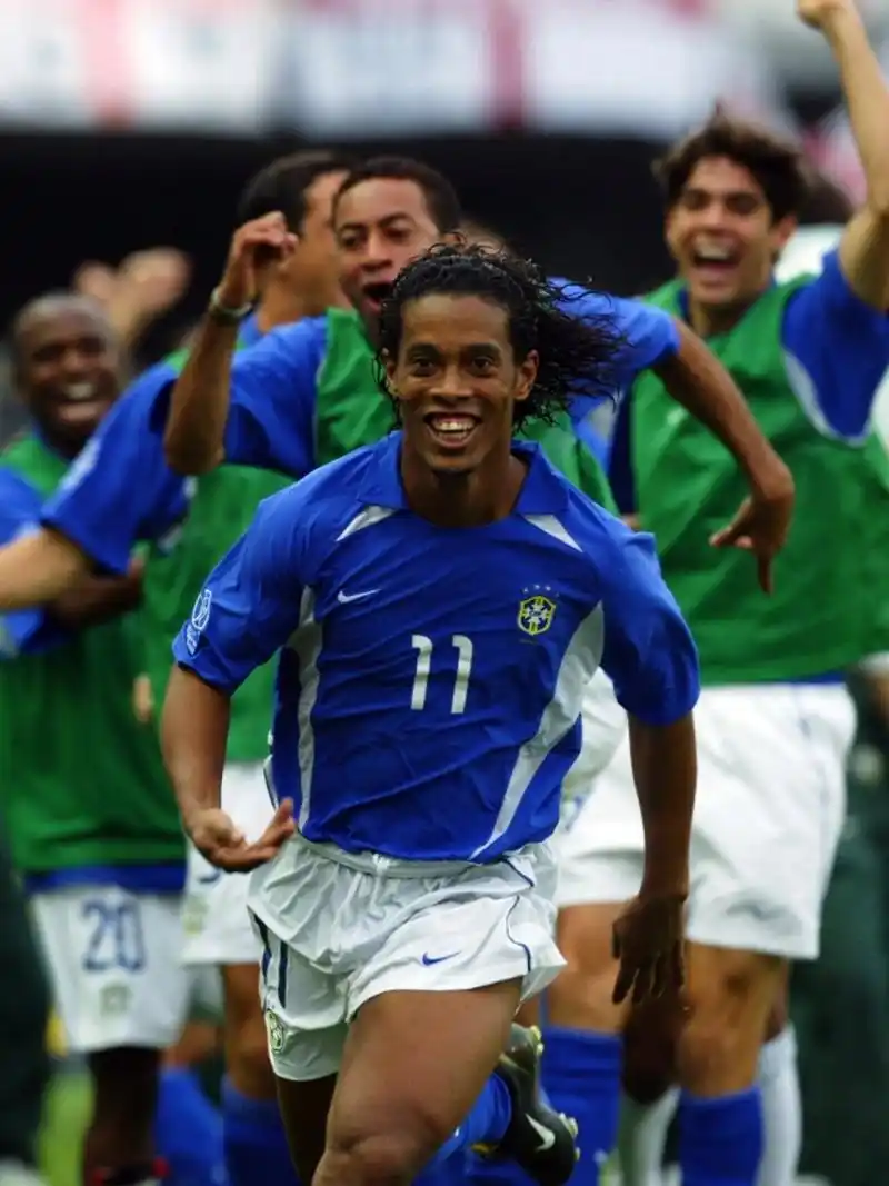 势奠定了基 势奠定了基