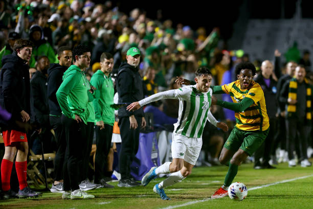 球员选择离 球员选择离