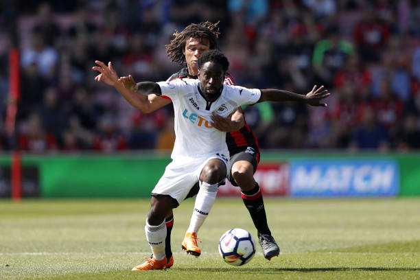 并在比赛中 并在比赛中