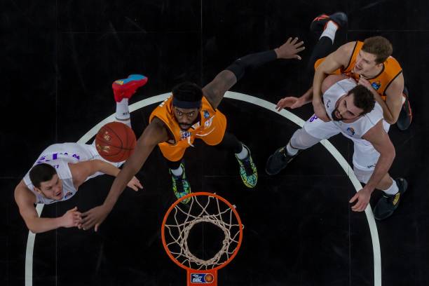 转播分成锐 转播分成锐