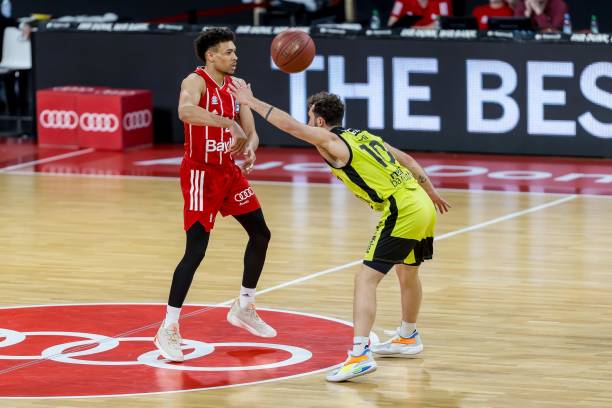 决定第三方 决定第三方